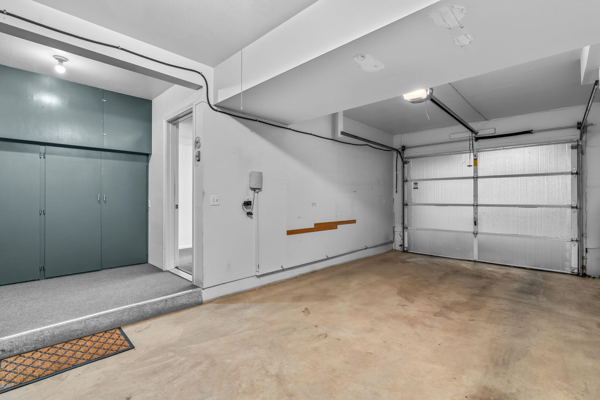 9306 Southwest Shad Road Terrebonne, OR 97760 - Photo 29 of 44 Storage cabinets in this sttached Single Car garage