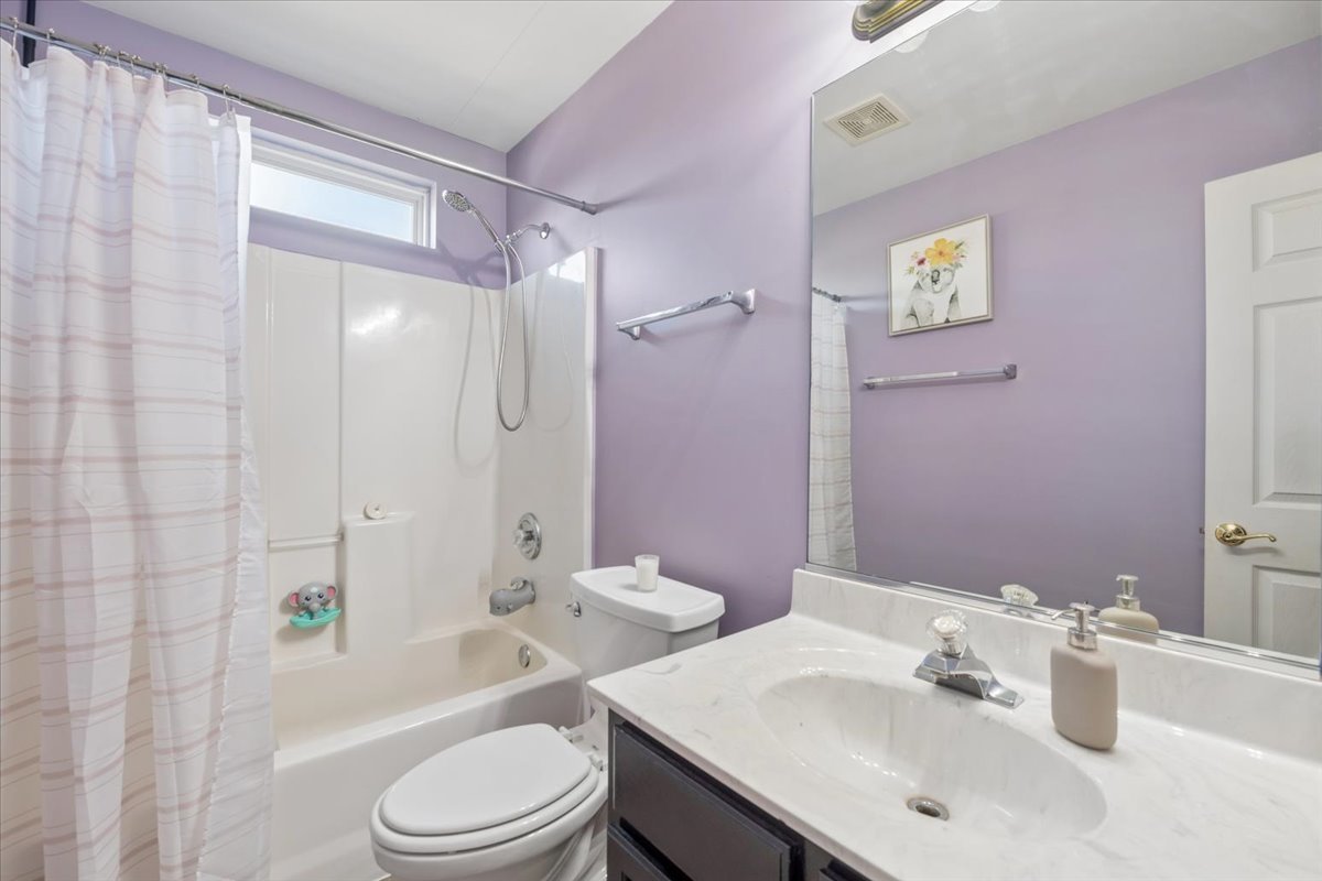 821 Red Barn Lane Elgin, IL 60124 - Photo 15 of 27 a bathroom with a sink toilet tub and shower