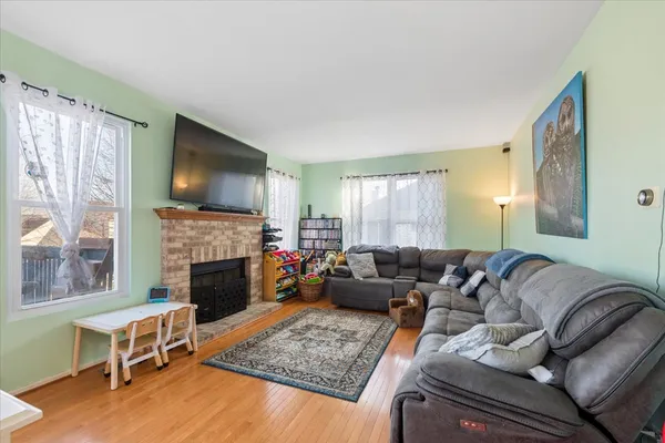 $489,900 | 821 Red Barn Lane, Elgin, IL 60124