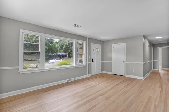 $2,875 | 1531 Woodcrest Avenue, Charleston, SC 29407