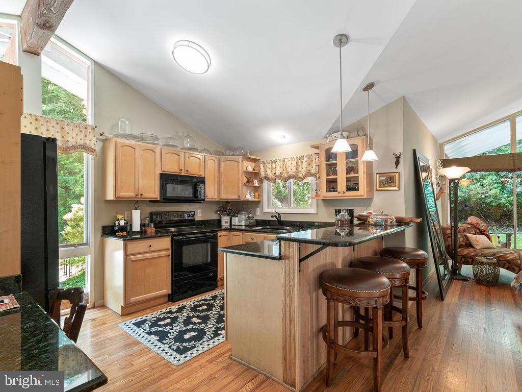 21920 Davis Mill Road Germantown, MD 20876 - Photo 4 of 30 Gallery Image 4