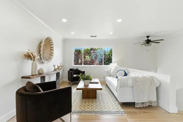 $1,399,000 | 422 Ave Portola, El Granada, CA 94019