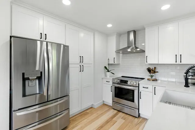 $1,399,000 | 422 Ave Portola, El Granada, CA 94019