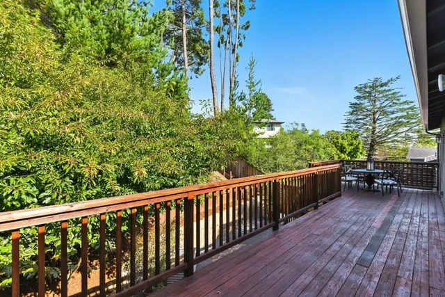 $1,399,000 | 422 Ave Portola, El Granada, CA 94019