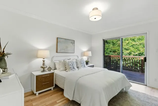 $1,399,000 | 422 Ave Portola, El Granada, CA 94019