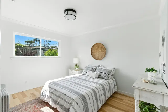 $1,399,000 | 422 Ave Portola, El Granada, CA 94019