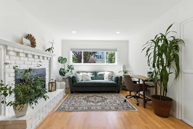 $1,399,000 | 422 Ave Portola, El Granada, CA 94019