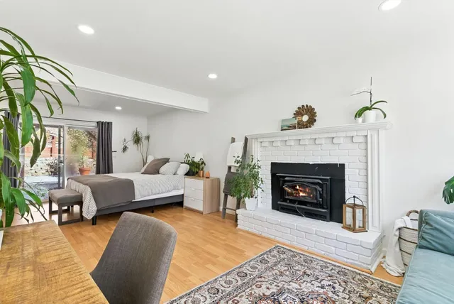 $1,399,000 | 422 Ave Portola, El Granada, CA 94019