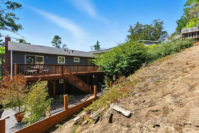 $1,399,000 | 422 Ave Portola, El Granada, CA 94019