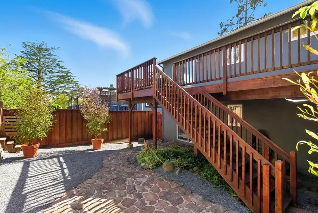 $1,399,000 | 422 Ave Portola, El Granada, CA 94019