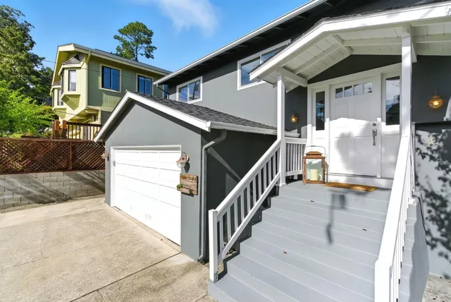 $1,399,000 | 422 Ave Portola, El Granada, CA 94019