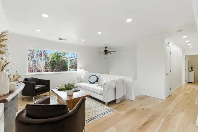 $1,399,000 | 422 Ave Portola, El Granada, CA 94019