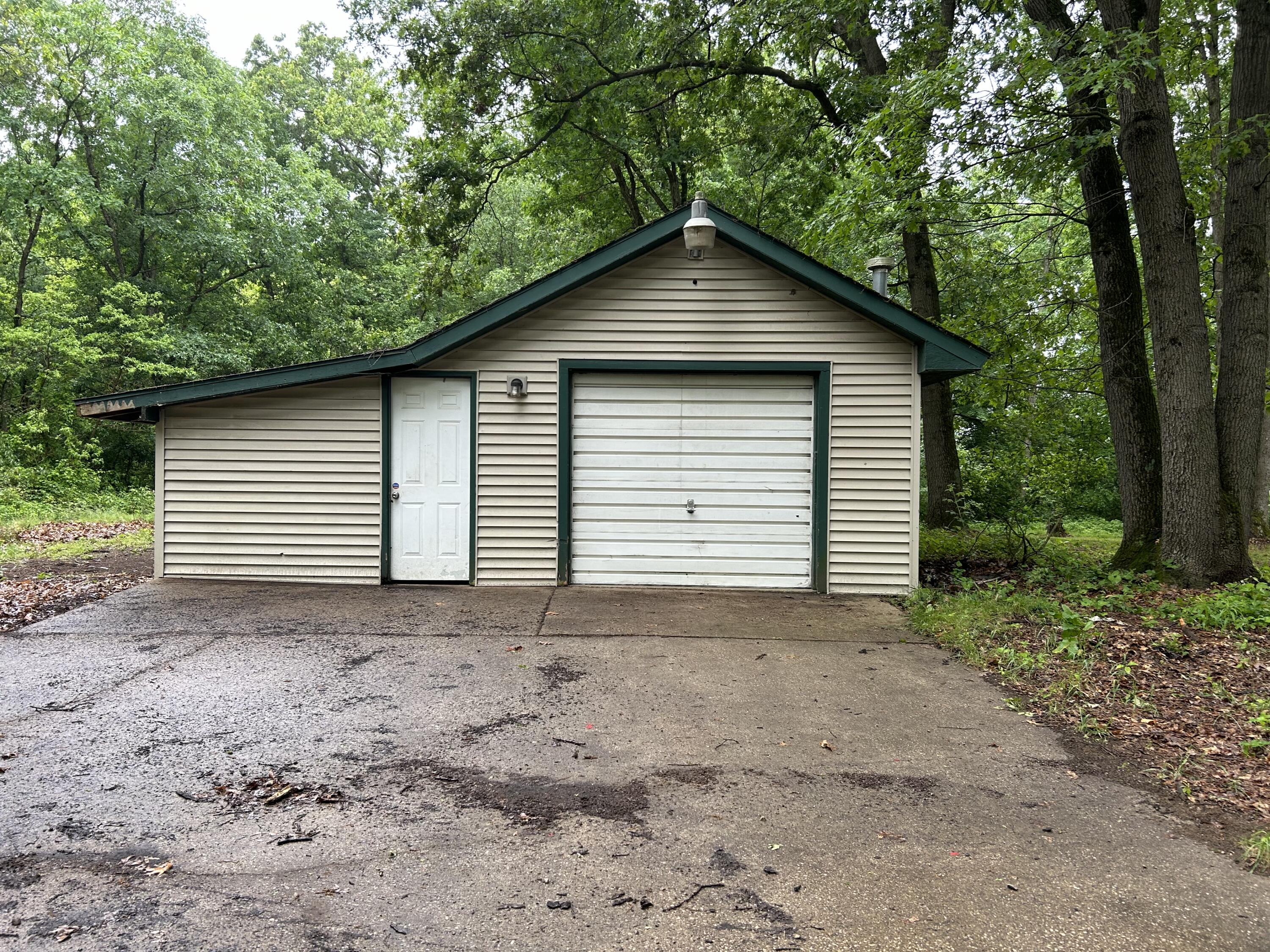2999 Lincoln Road Hamilton, MI 49419 - Photo 26 of 33 IMG_6168