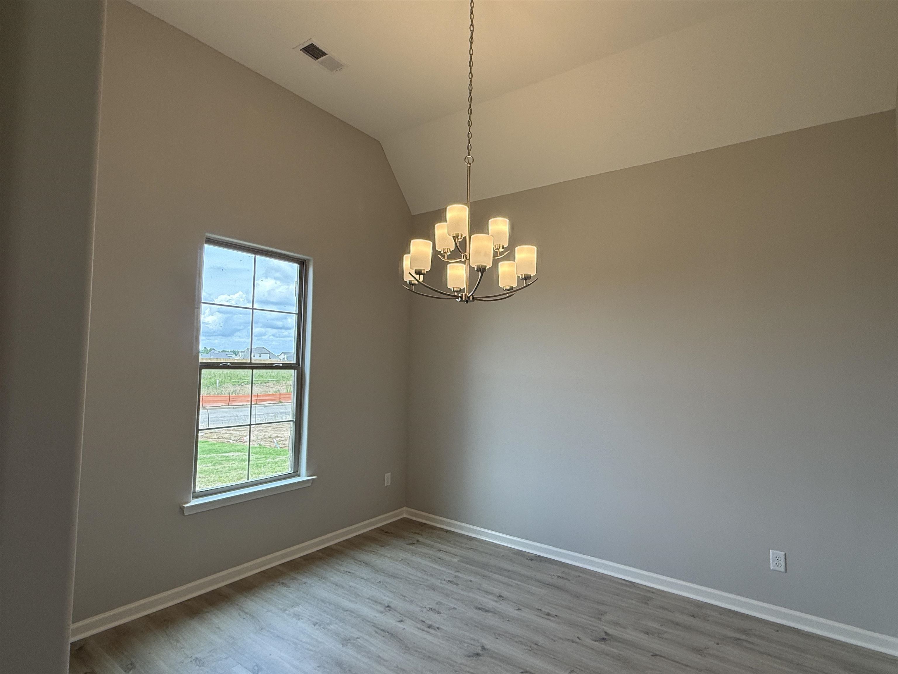 195 Ridgefield Drive Oakland, TN 38060 - Photo 13 of 29