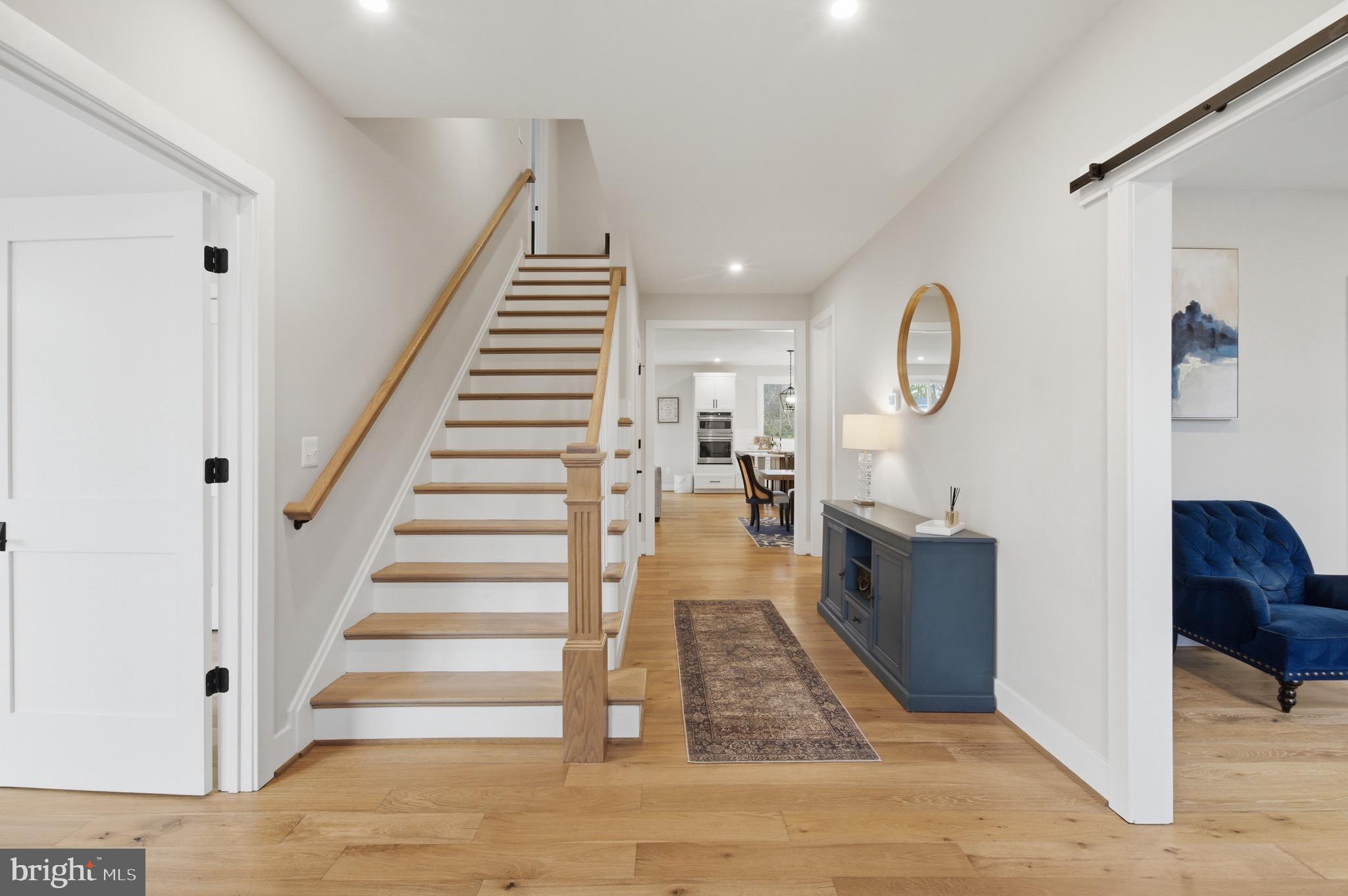 1304 Gahant Road Alexandria, VA 22308 - Photo 5 of 56 Wide entry way