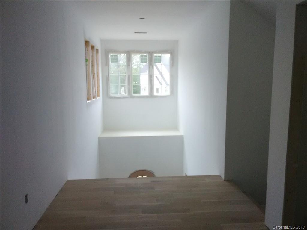 17518 Stuttgart Road, Unit 117 Davidson, NC 28036 - Photo 14 of 22 Gallery Image 14