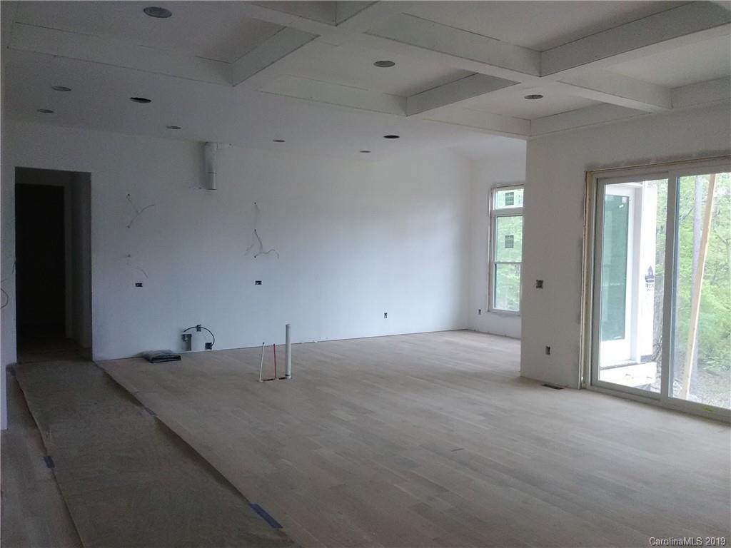 17518 Stuttgart Road, Unit 117 Davidson, NC 28036 - Photo 5 of 22 Gallery Image 5