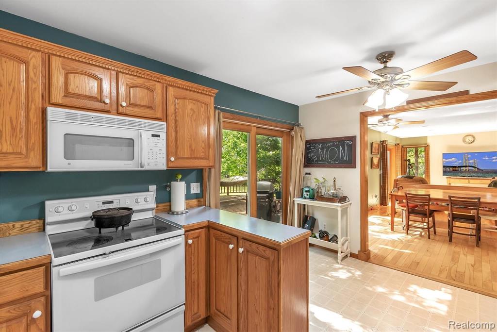 11174 Sharp Road Linden, MI 48451 - Photo 14 of 54