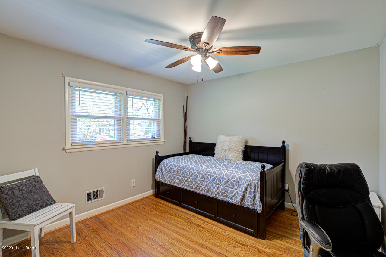 4229 Alton Road Louisville, KY 40207 - Photo 22 of 49 4229_Alton_Rd-34