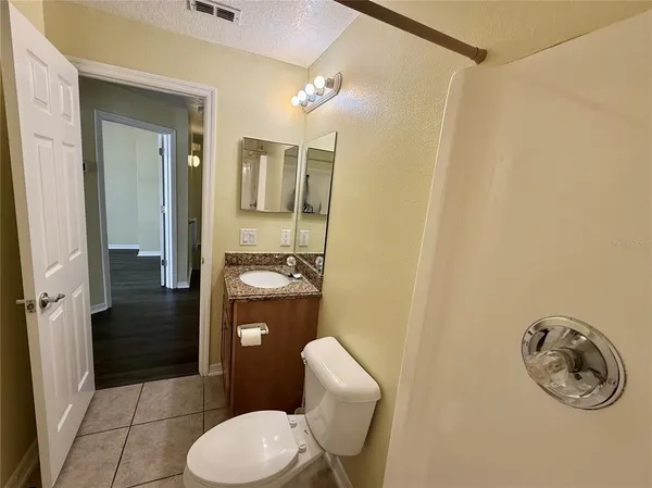 $2,050 | 121 Melissa Place, Davenport, FL 33837