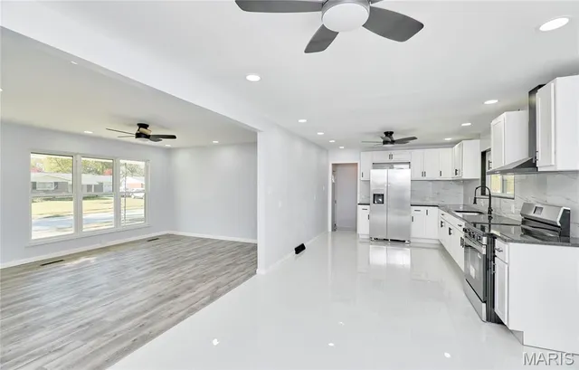 $244,900 | 239 Alma Drive, Hazelwood, MO 63042