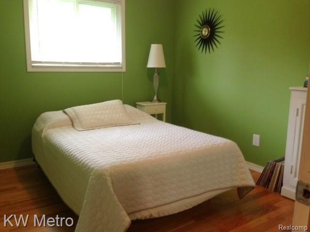3585 Culbertson Avenue Rochester, MI 48307 - Photo 19 of 34 image_28.jpg