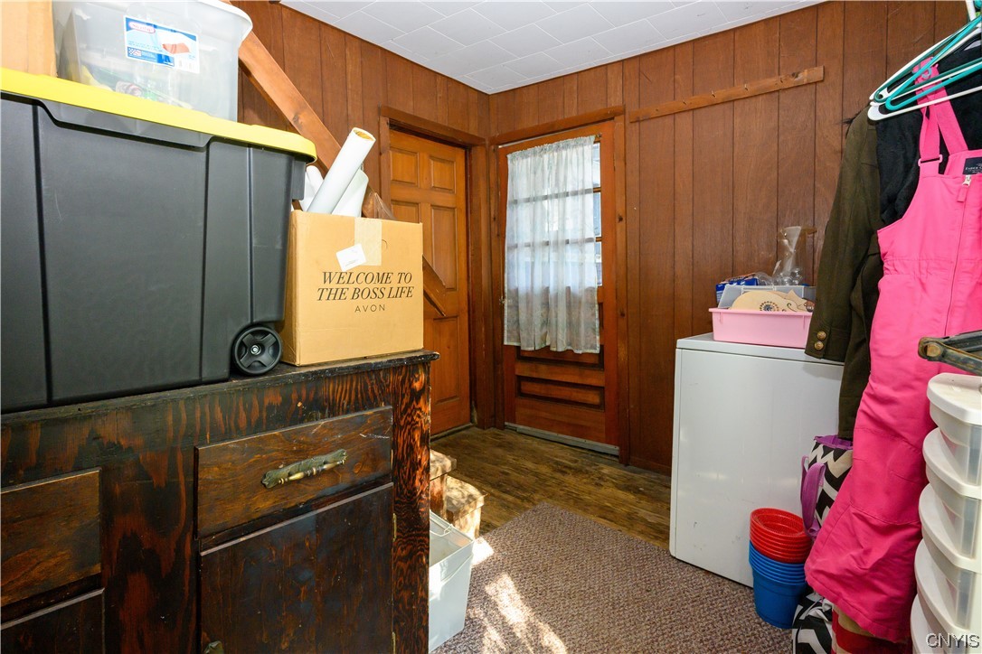 621 William Street Rome, NY 13440 - Photo 12 of 17 Enclosed porch