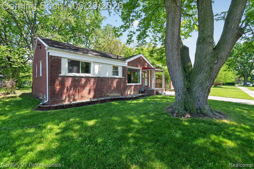 28688 Emerson Street Inkster, MI 48141 - Photo 2 of 44