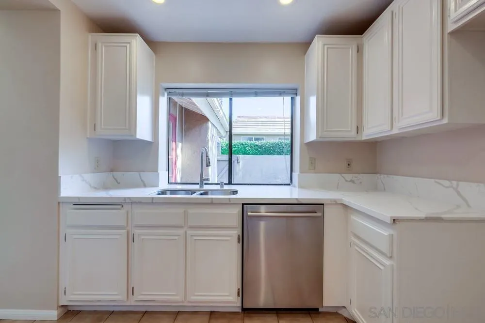 17537 Ashburton Road San Diego, CA 92128 - Photo 11 of 27