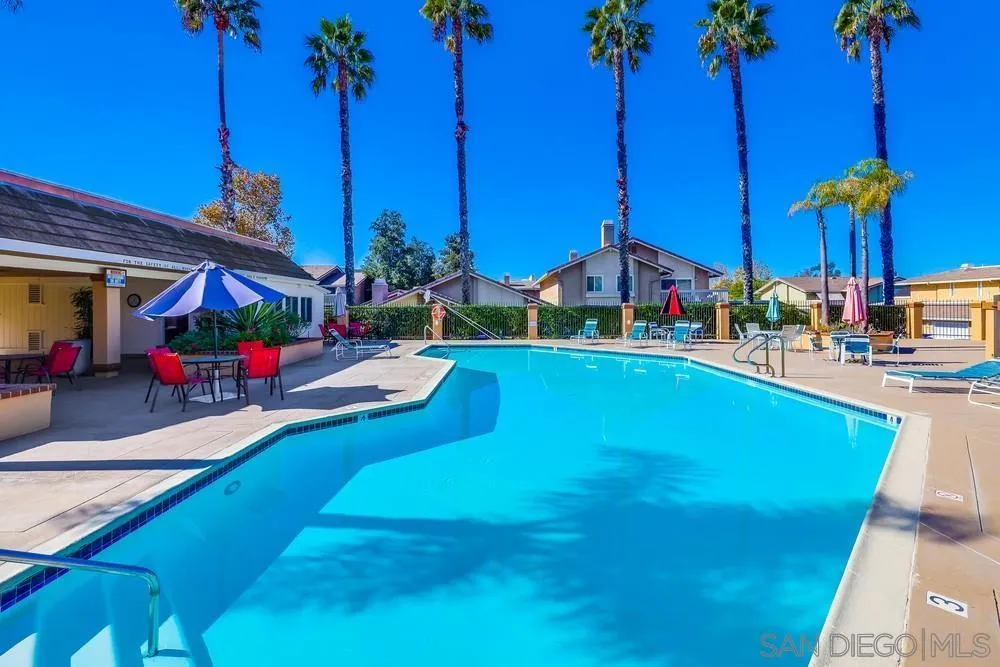 17537 Ashburton Road San Diego, CA 92128 - Photo 24 of 27