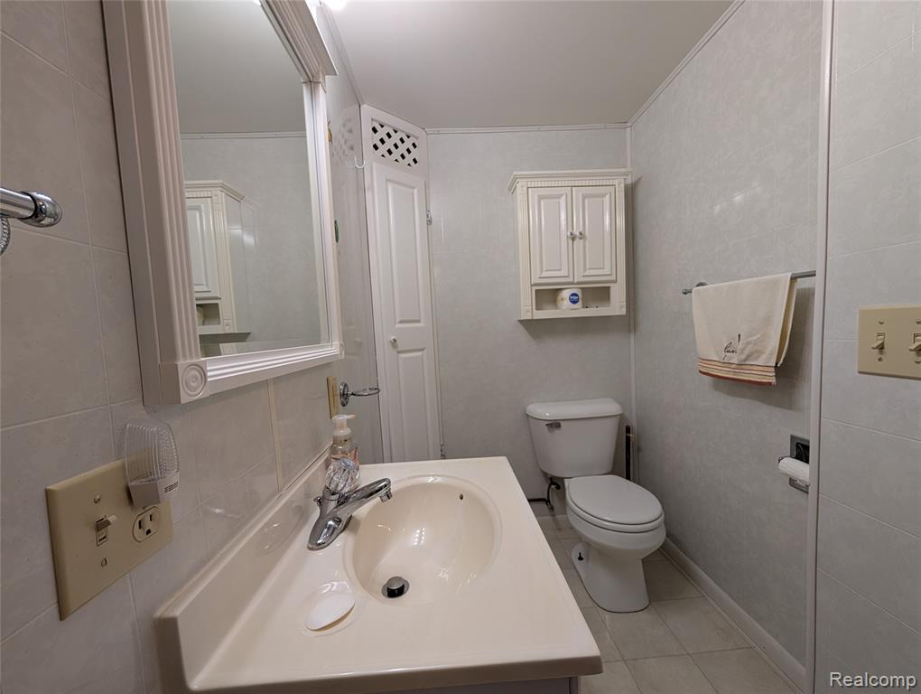 411 Cleveland Street Bad Axe, MI 48413 - Photo 49 of 56