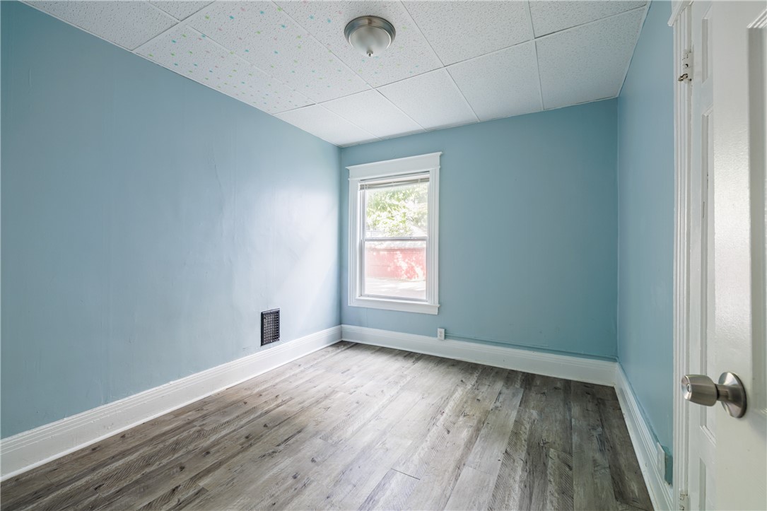 110 Ridgeway Avenue Rochester, NY 14615 - Photo 11 of 44