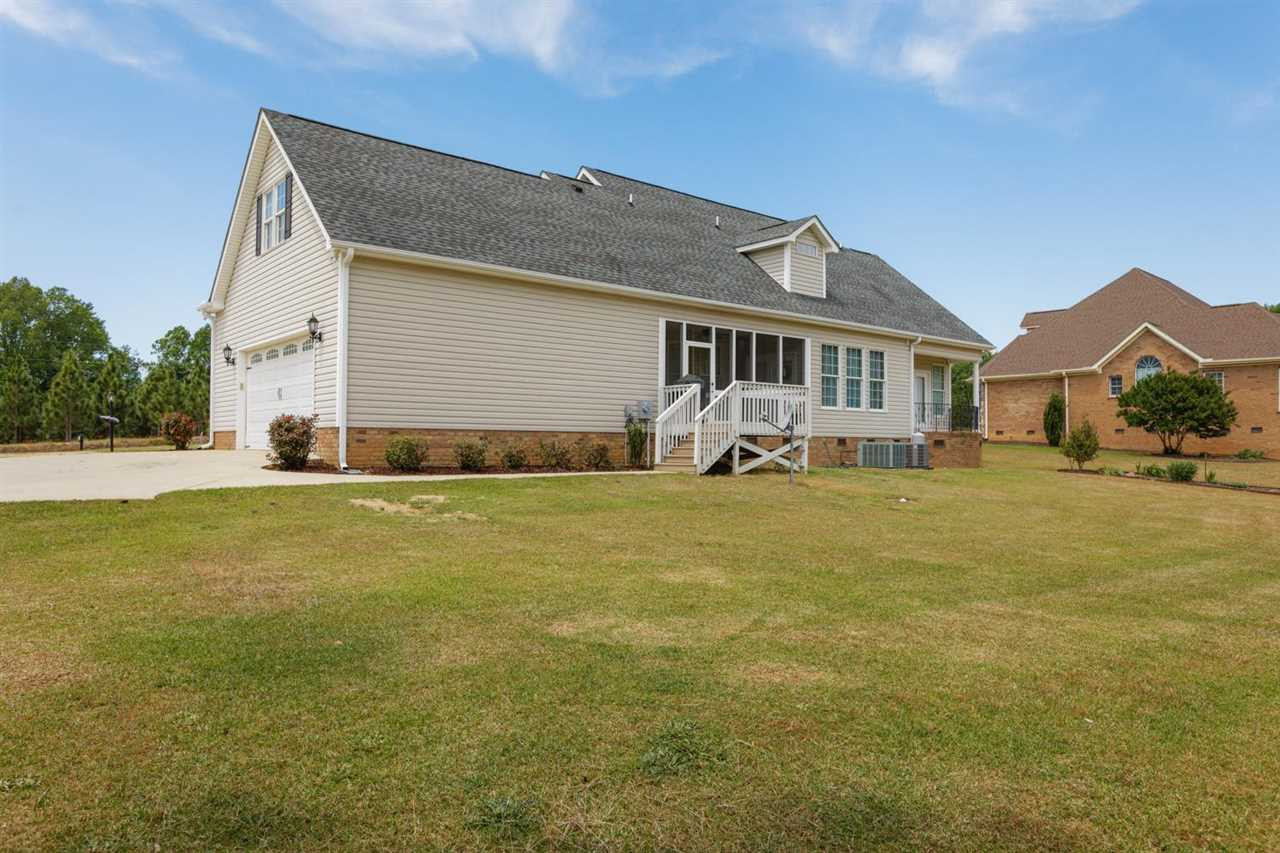 2575 Federal Road Benson, NC 27504 - Photo 4 of 30 Photo 4