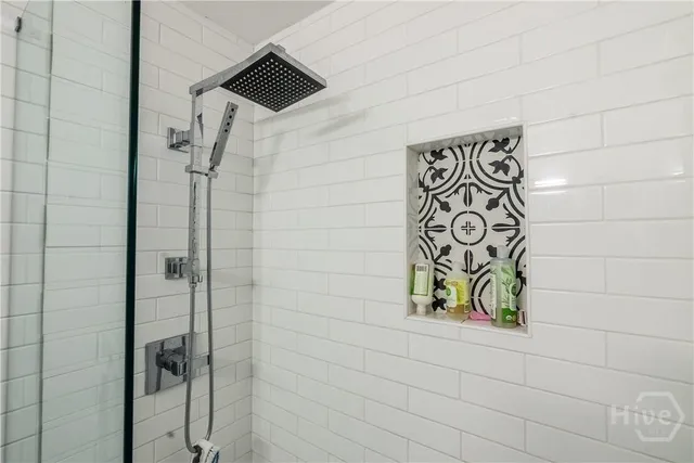 $2,200 | 108 West Duffy Lane, Savannah, GA 31401