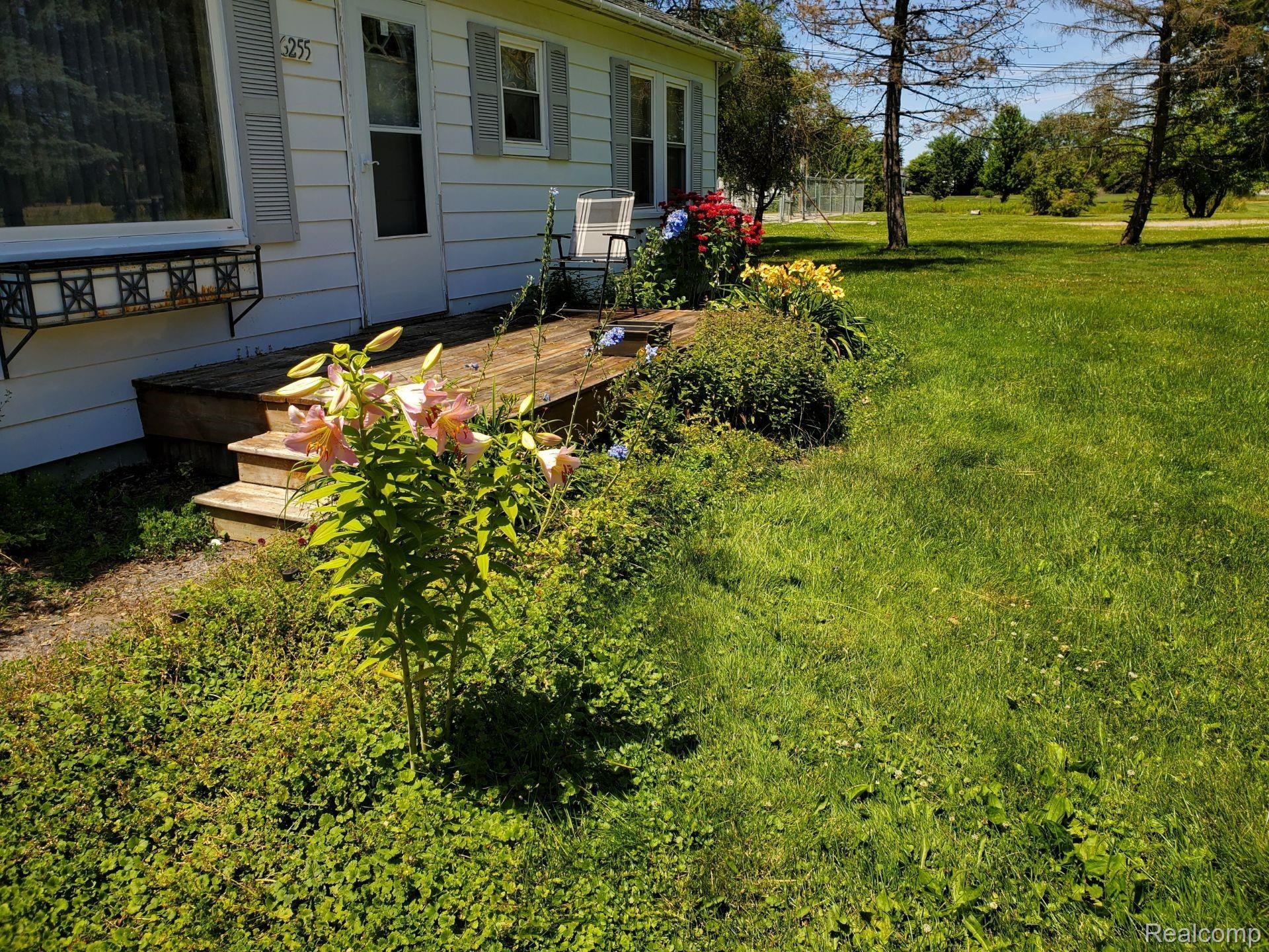 6255 North Linden Road Mount Morris, MI 48458 - Photo 20 of 22 123_1002.jpeg