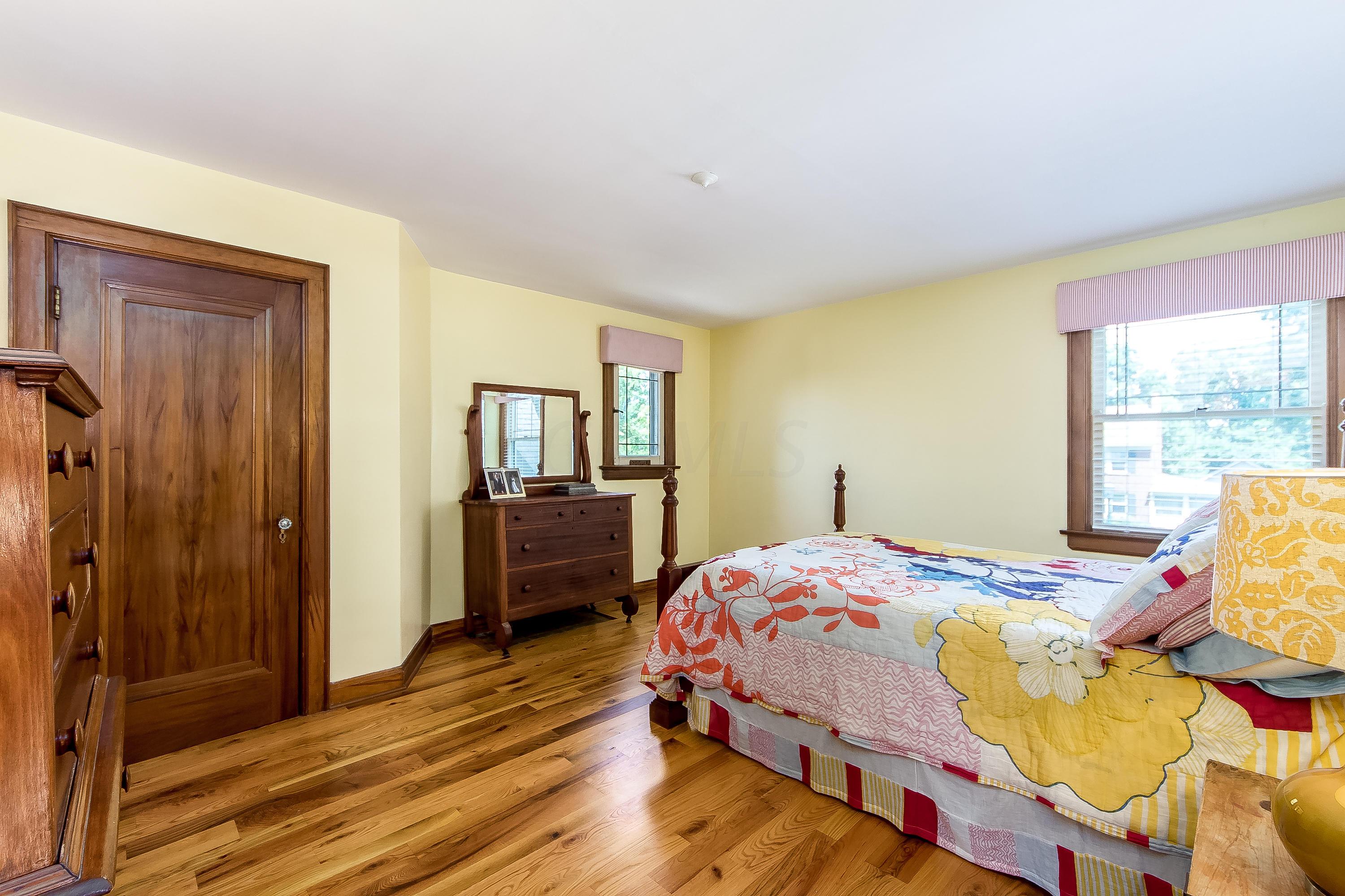 1785 Guilford Road Columbus, OH 43221 - Photo 20 of 36 Gallery Image 20