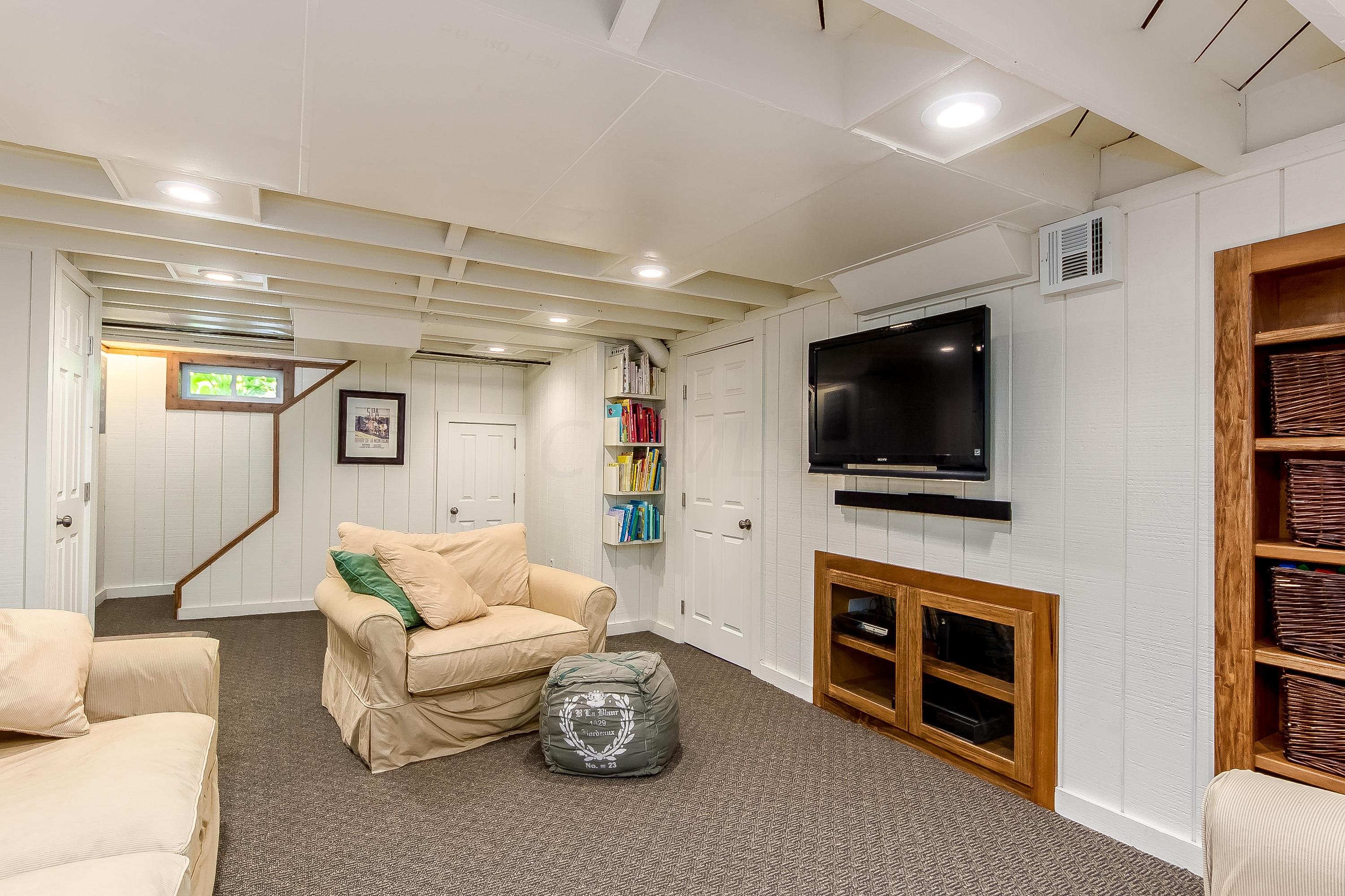 1785 Guilford Road Columbus, OH 43221 - Photo 31 of 36 Gallery Image 31