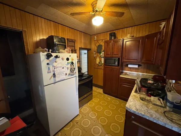 $79,900 | 113 South Isabella Street, Clinton, IL 61727