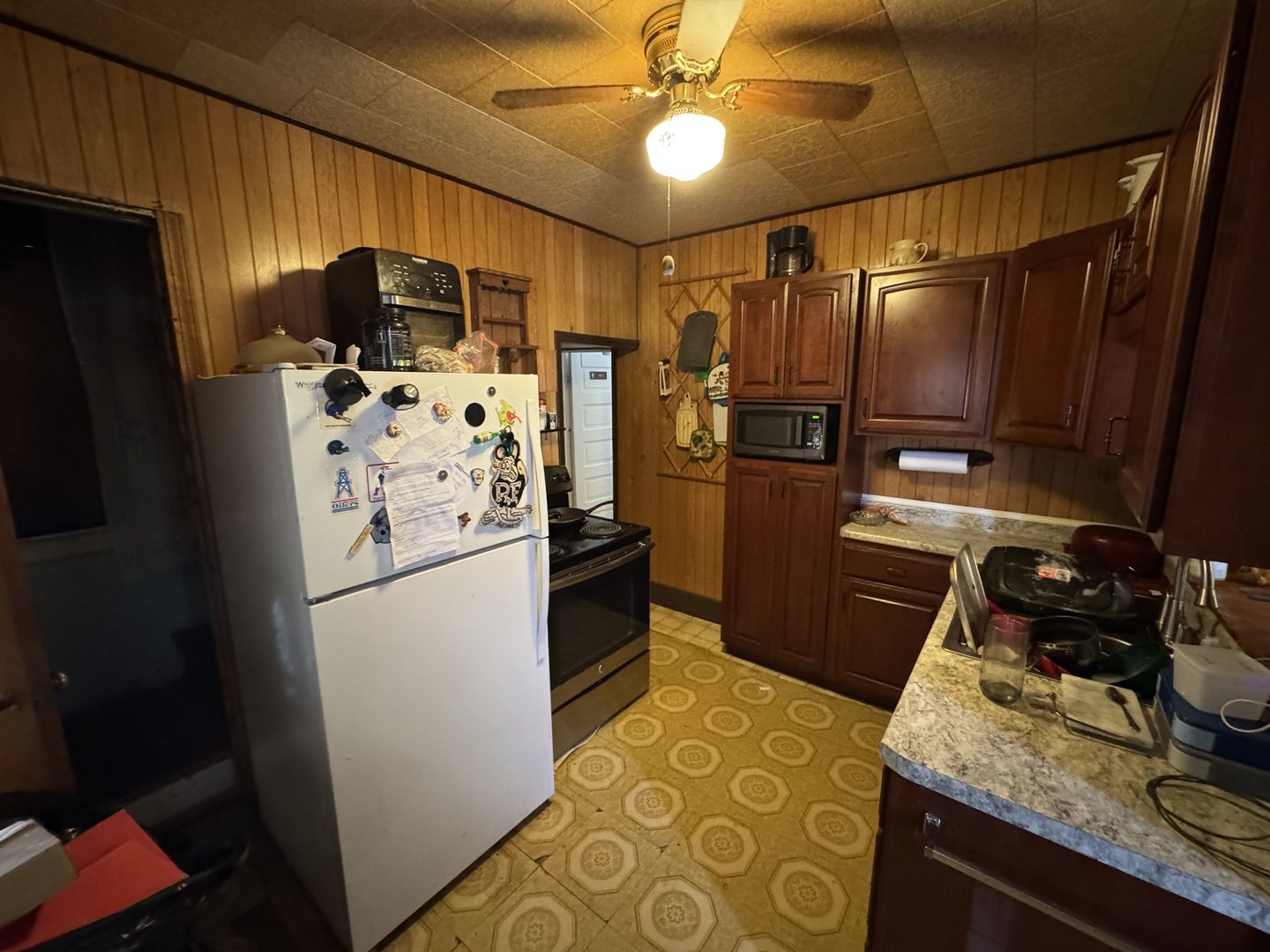 113 South Isabella Street Clinton, IL 61727 - Photo 7 of 10