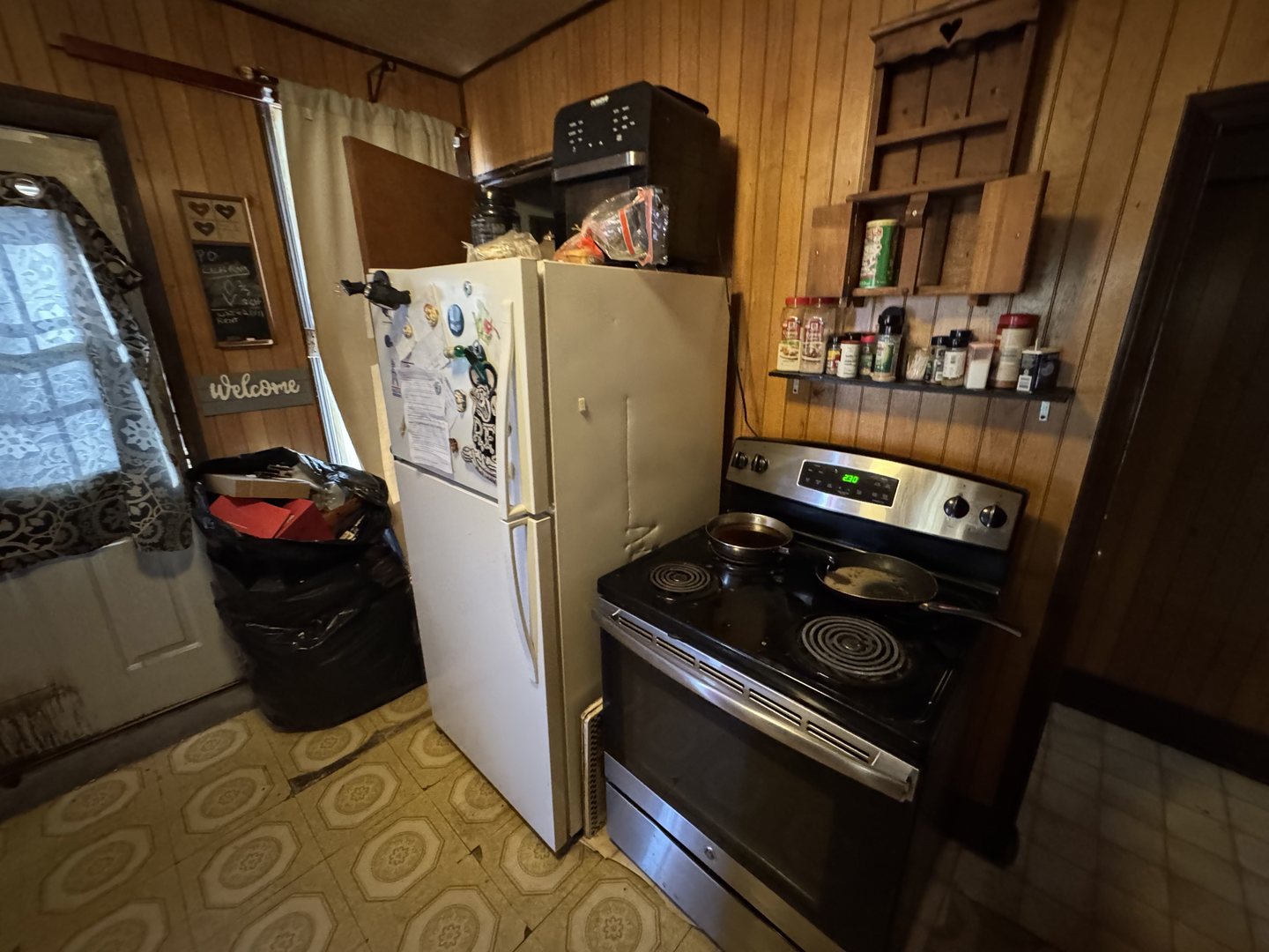 113 South Isabella Street Clinton, IL 61727 - Photo 8 of 10