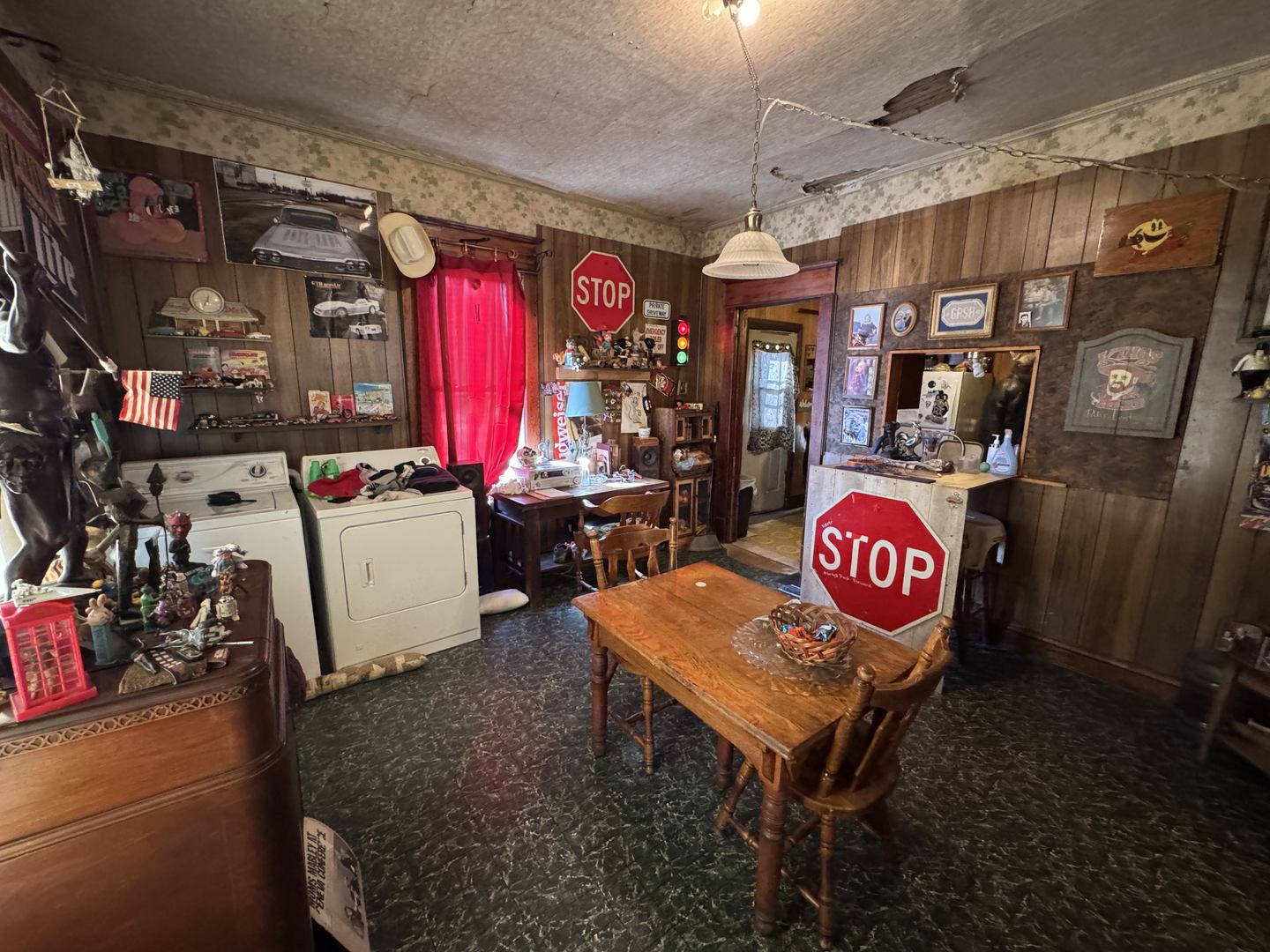 113 South Isabella Street Clinton, IL 61727 - Photo 9 of 10