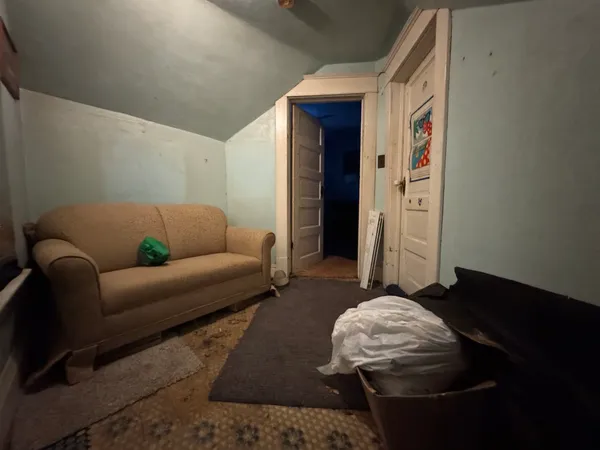 $79,900 | 113 South Isabella Street, Clinton, IL 61727