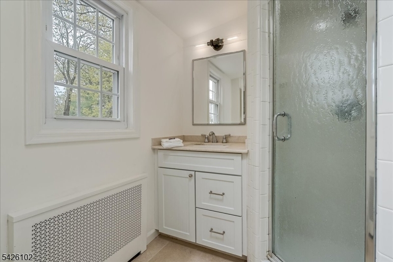 8 Lessing Road West Orange, NJ 07052 - Photo 23 of 40