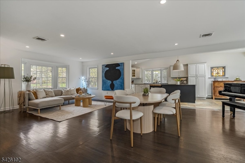 8 Lessing Road West Orange, NJ 07052 - Photo 3 of 40