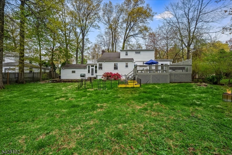 8 Lessing Road West Orange, NJ 07052 - Photo 33 of 40