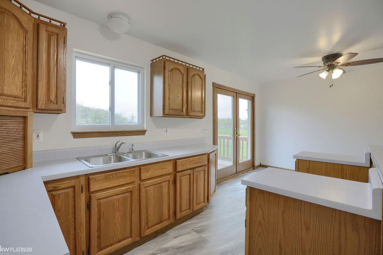 3130 Harrison Road Emmett, MI 48022 - Photo 9 of 26 50012038-8.JPG