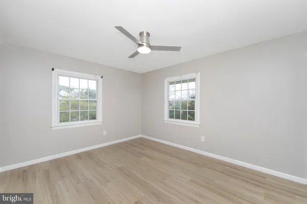 $2,800 | 2 South Sunset Road, Willingboro, NJ 08046