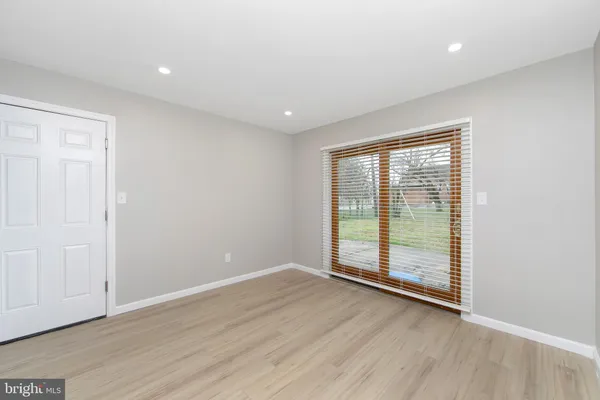 $2,800 | 2 South Sunset Road, Willingboro, NJ 08046