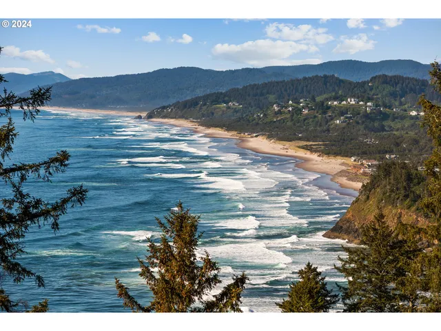 $3,495,000 | 54150 South Beach Road, Neskowin, OR 97149