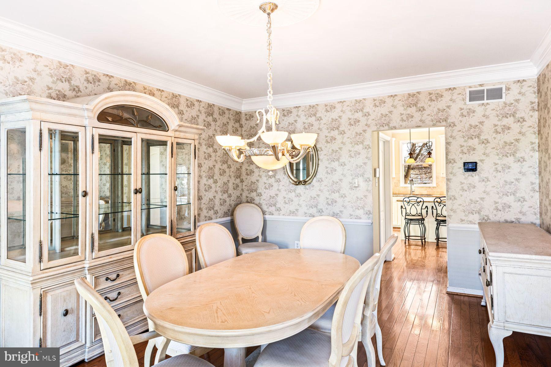 4875 Mead Drive Doylestown, PA 18902 - Photo 14 of 34